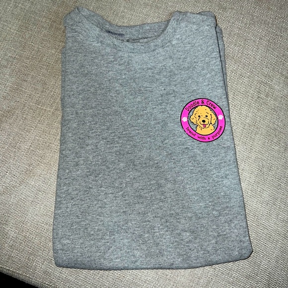 Doodle & Crew Tshirt- Worn once - Picture 1 of 2